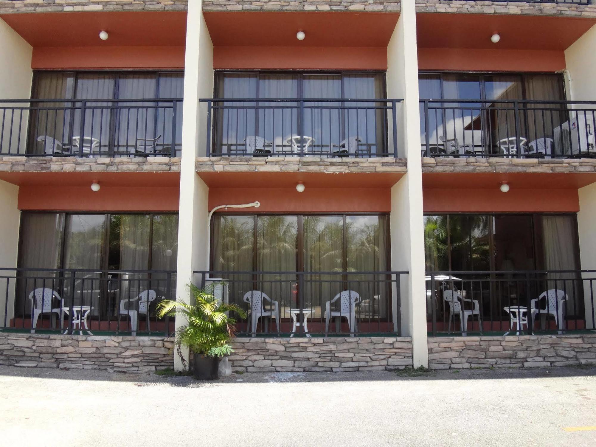Surestay By Best Western Guam Airport Barrigada Exterior photo
